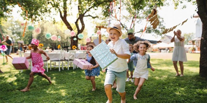 Comment habiller votre enfant pour une fête d&rsquo;anniversaire ?