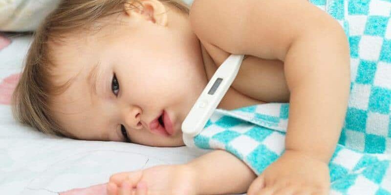 Comment choisir un thermomètre bébé ?
